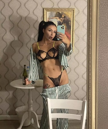 Анкета проститутки Олеся - город Нижние Ачалуки, 23 года, №2421